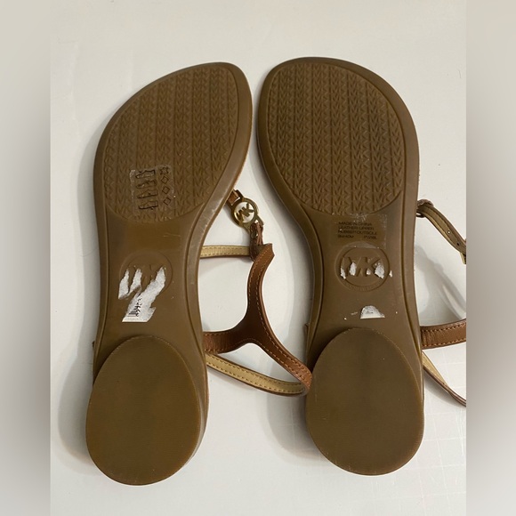 Michael Kors Thong T- Strap Flats Sandals women’s size 9M, Brown - Picture 6 of 15